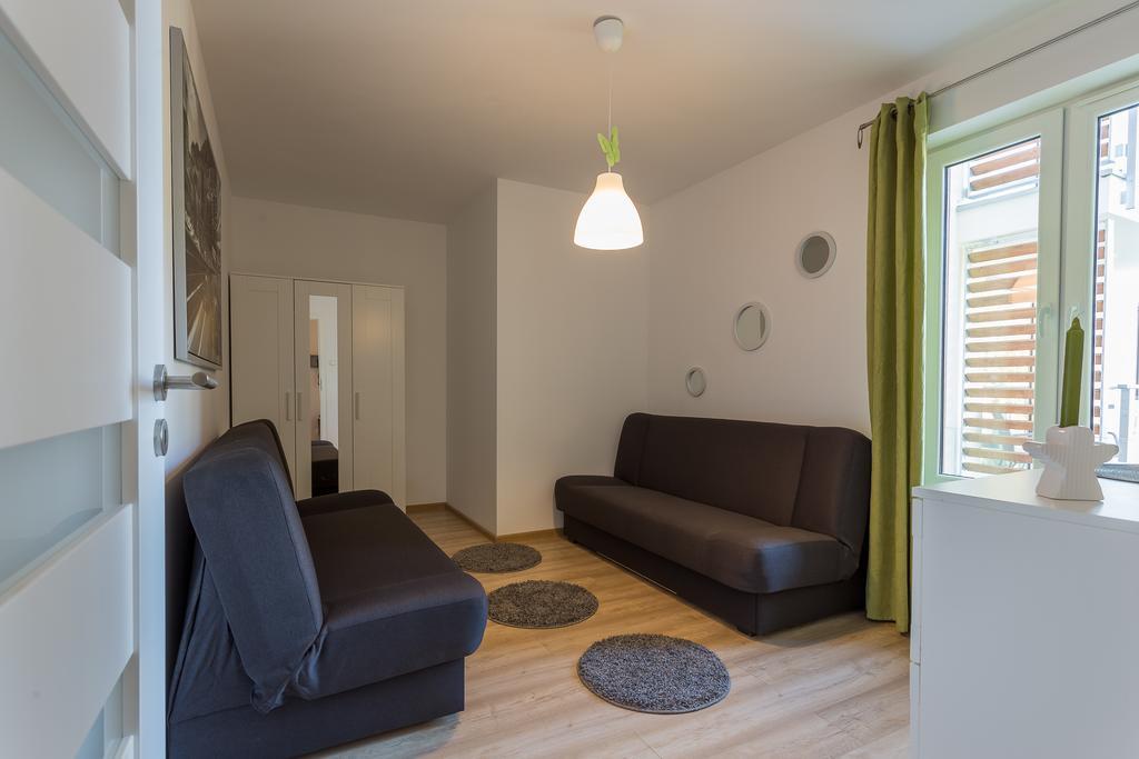 Omi Apartments 코워브제크 외부 사진